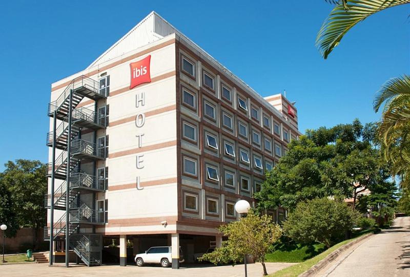 Ibis Paulinia Hotel Exterior photo